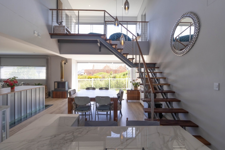 3 Bedroom Property for Sale in Somerset Lakes Western Cape